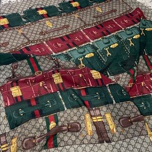 GUCCI GG Gucci Valigeria Print Silk Carré Wool New-no box